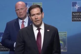Diplomatic Gridlock: In a major update on the conflict in Eastern Europe, U.S. Secretary of State Marco Rubio confirmed that Washington-led mediation efforts between Russia and Ukraine have heavily stagnated. Speaking during a press briefing at a NATO summit on Friday, May 22, 2026, Rubio candidly acknowledged that the ongoing peace talks have been "not fruitful, unfortunately," admitting that the diplomatic track has hit a roadblock. However, the Secretary of State firmly rejected claims that the U.S. has completely abandoned the peace process, stating emphatically that Washington "stands ready to continue to play that role" the moment circumstances shift to allow for a meaningful breakthrough. Graphic: U.S. Department of State / The Guardian Archive