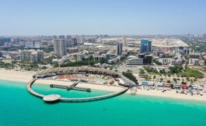 The Avaye Khalij-e Fars cultural complex on Kish Island, Iran, featuring its signature crescent-shaped pier and outdoor coastal amphitheater.